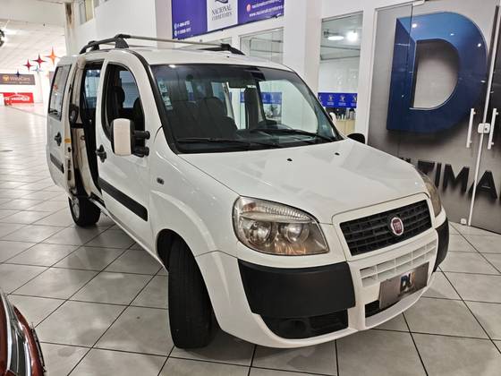 FIAT DOBLÒ 1.8 MPI ESSENCE 16V FLEX 4P MANUAL FIAT DOBLÒ 1.8 MPI ESSENCE 16V FLEX 4P MANUAL